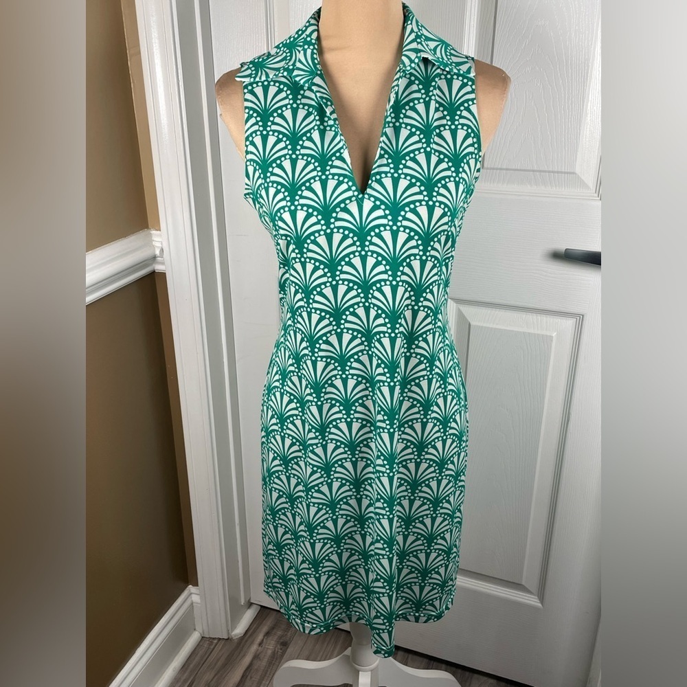TRACY NEGOSHIAN Green Geometric V-Neckline Dress Small - Picture 5 of 9